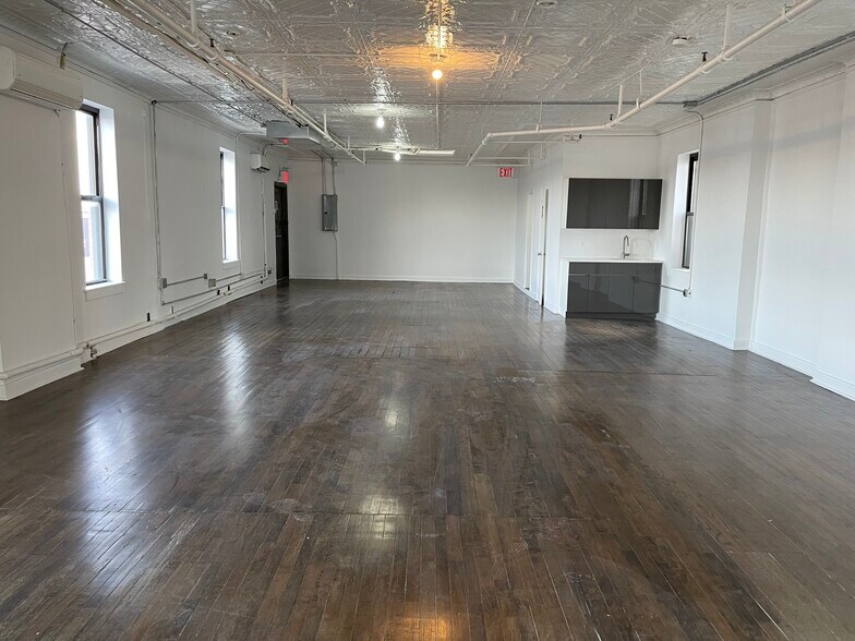 More Photos Of 1 Knickerbocker Ave, Brooklyn Storefront Retail Office For Lease