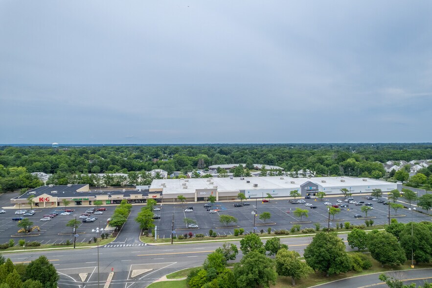 More Photos Of 937-989 Church Rd, Cherry Hill Unknown For Lease