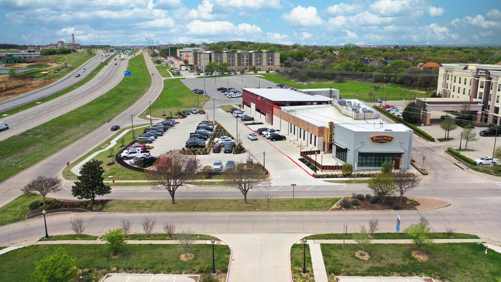 More Photos Of 2980 SH TX-114 Frontage Rd, Trophy Club General Retail For Sale