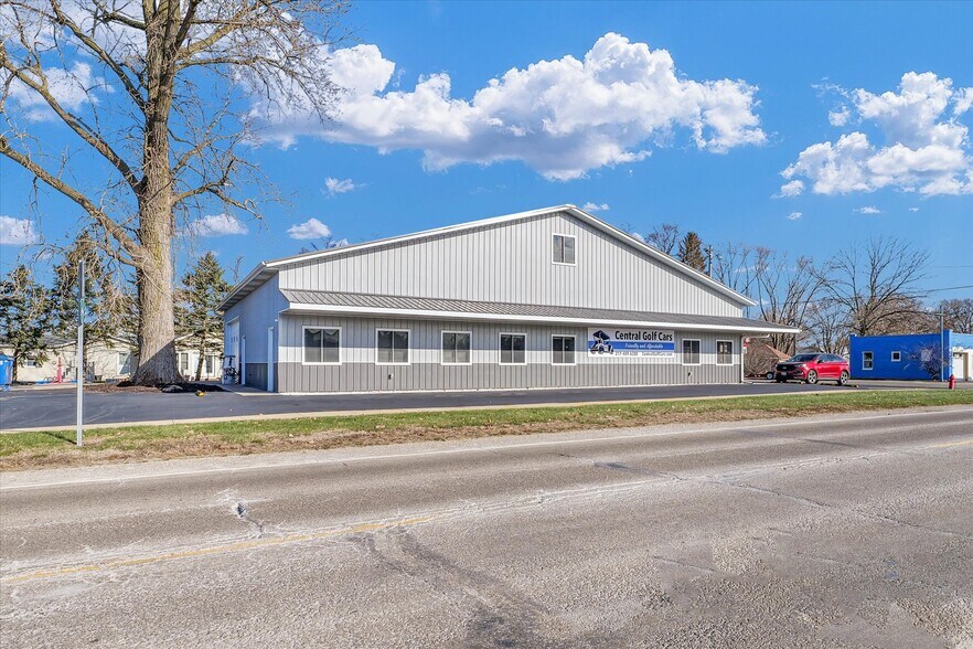 More Photos Of 109 Front St, Mansfield Industrial For Sale