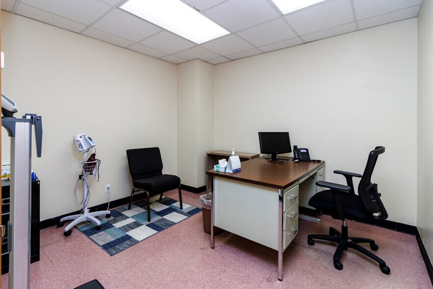 More Photos Of 1131 Broadway St, Buffalo Office For Sale
