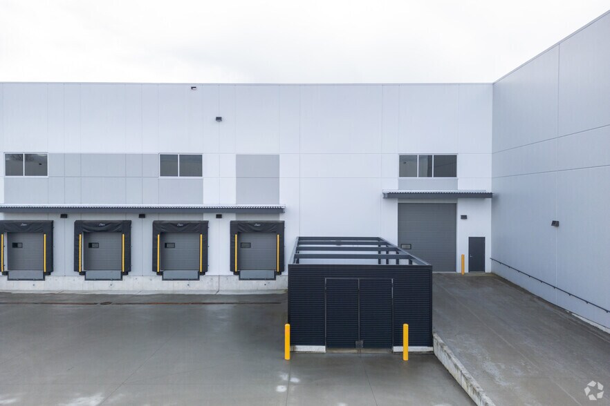 More Photos Of 3481 Mt Lehman Rd, Abbotsford Unknown For Lease