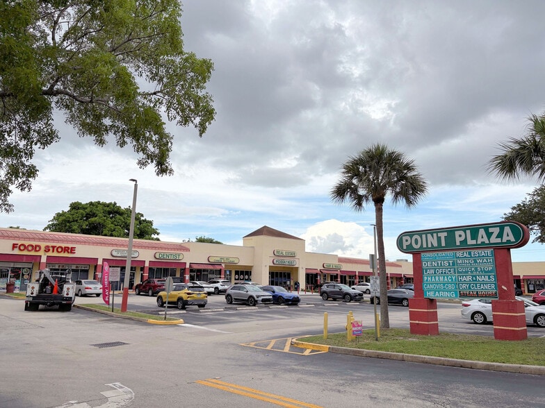 Primary Photo Of 7118-7170 N Nob Hill Rd, Tamarac General Retail For Lease