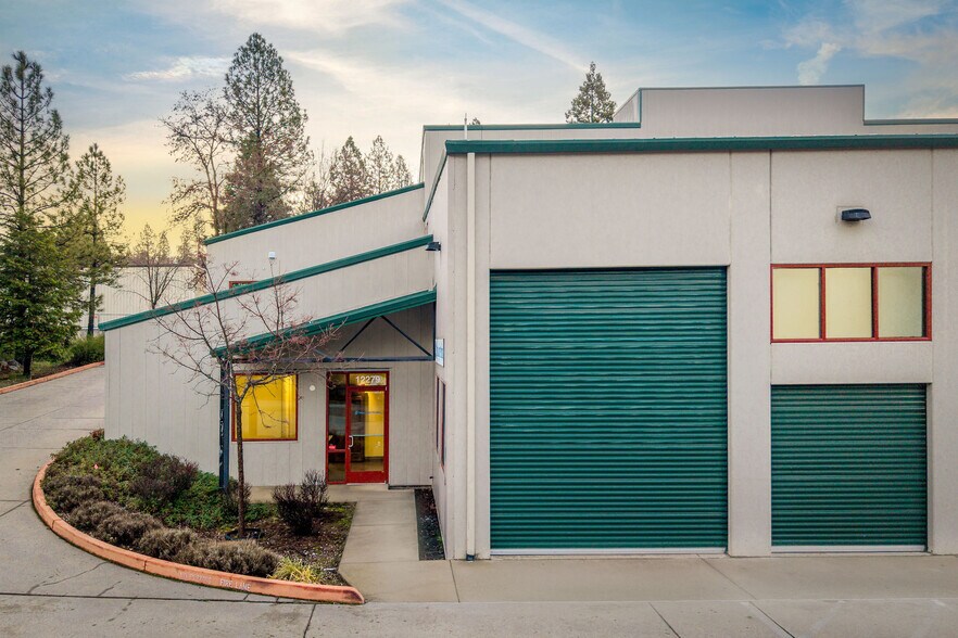 More Photos Of 12257-12295 Loma Rica Dr, Grass Valley Warehouse For Sale