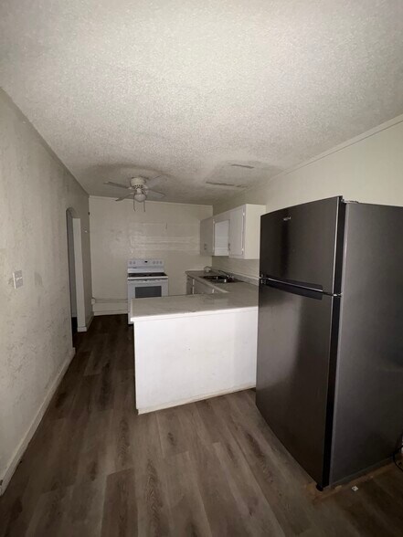 More Photos Of 401 N Bethel St, Roma Multifamily For Sale