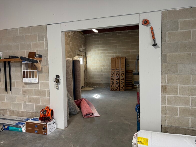 More Photos Of 184 Orne St, North Attleboro Warehouse For Sale