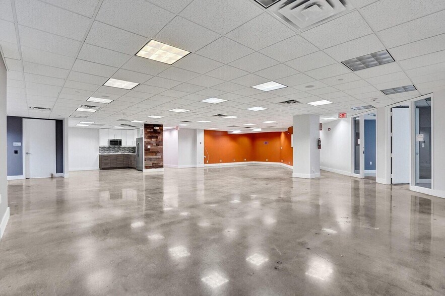 More Photos Of 200 S Andrews Ave, Fort Lauderdale Medical For Sale