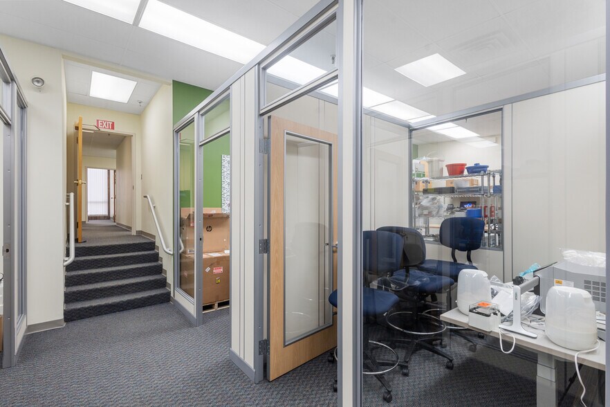 More Photos Of 315 S Kalamazoo Mall, Kalamazoo Office For Sale