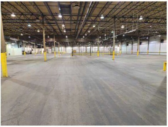 More Photos Of 11340 W 450 S, Dunkirk Warehouse For Lease