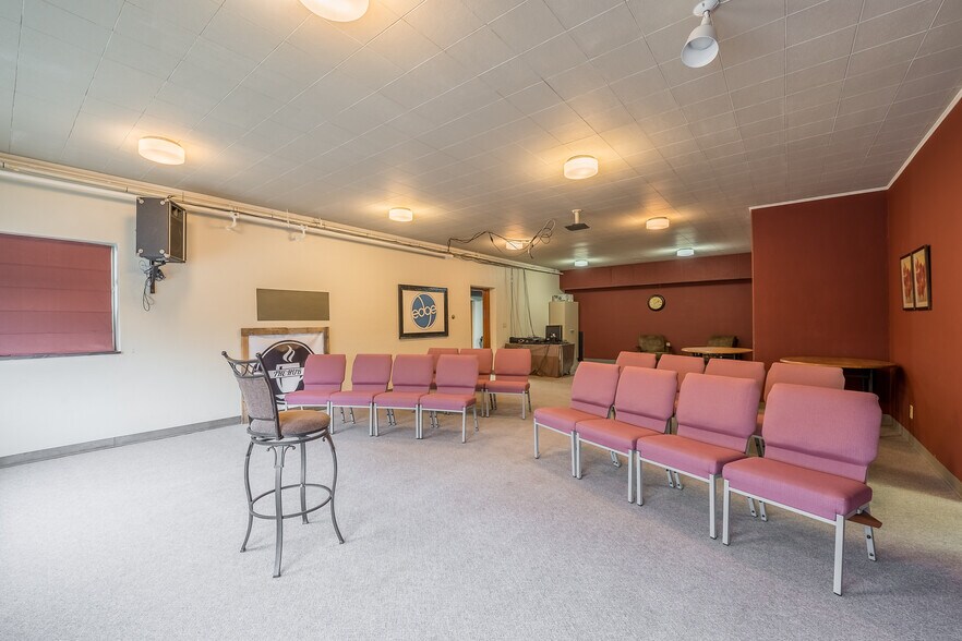 More Photos Of 327 S Smithville Rd, Dayton Religious Facility For Sale