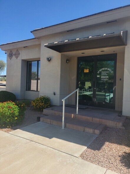 More Photos Of 7165 E University Dr, Mesa Office For Sale