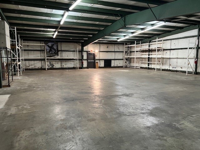 More Photos Of 296 Richey Rd, Pelzer Showroom For Lease