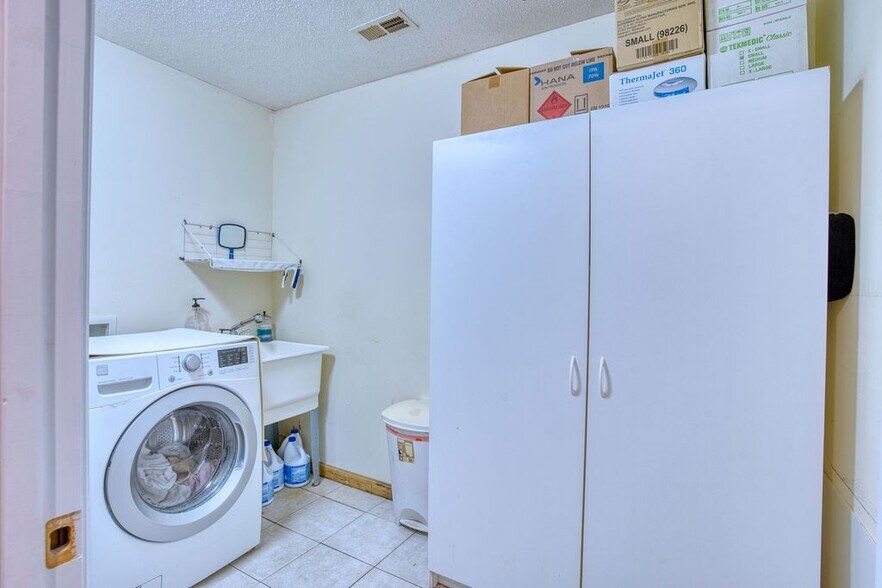 More Photos Of 226 E Main St, Union Storefront Retail Residential For Sale