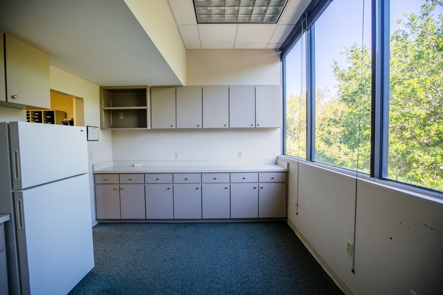 More Photos Of 375 E Central Ave, Winter Haven Office Residential For Sale