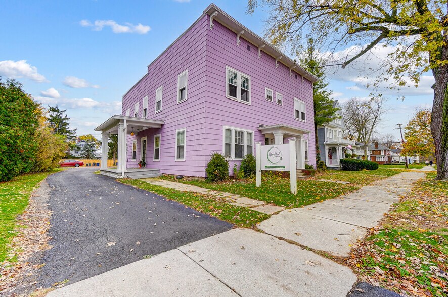 More Photos Of 140 W Front St, Perrysburg Office For Sale