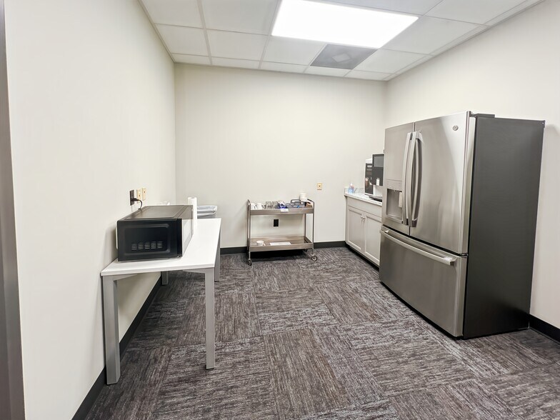 More Photos Of 201 Summit View Dr, Brentwood Coworking Space