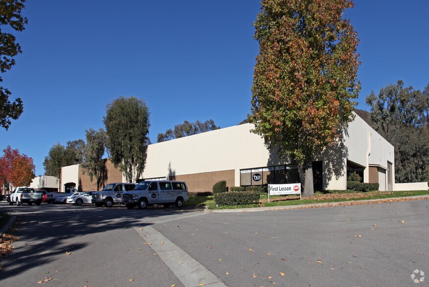 More Photos Of 3675-3701 Old Conejo Rd, Newbury Park Warehouse For Lease