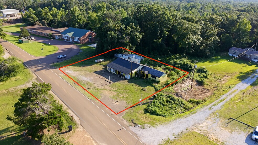More Photos Of 41 County Road 115, Abbeville Flex For Sale