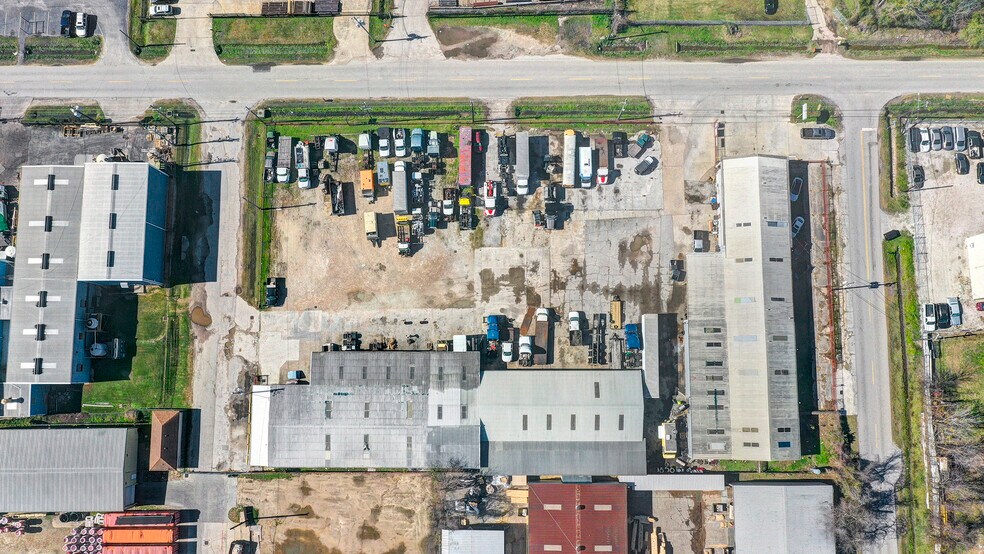 More Photos Of 13846 Chrisman Rd, Houston Warehouse For Sale
