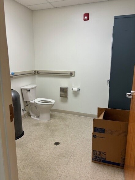 More Photos Of 208 W Main St, Elbridge Storefront Retail Office For Lease