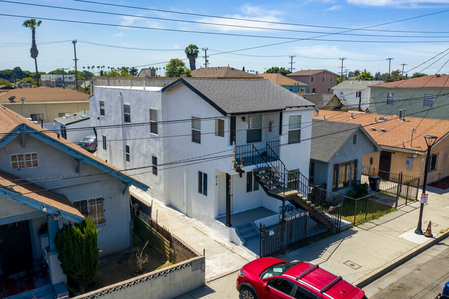 Primary Photo Of 914 E Martin Luther King Jr Blvd, Los Angeles Apartments For Sale