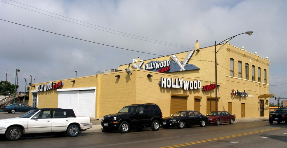 More Photos Of 1940-1952 N Elston Ave, Chicago Freestanding For Lease