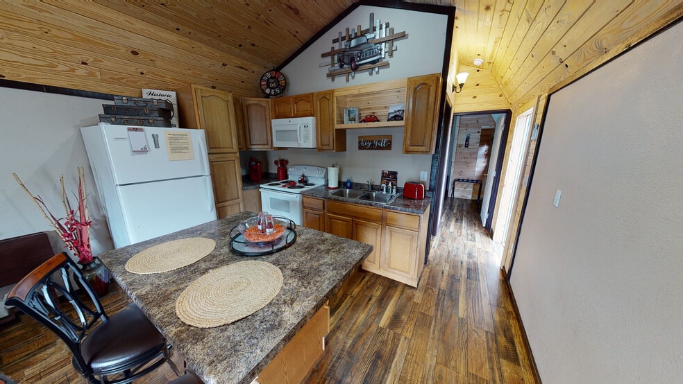 More Photos Of 104 Circle Rd, Newport Manufactured Housing Mobile Home Park For Sale
