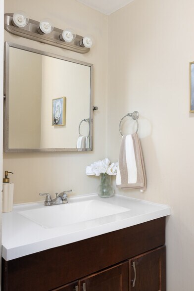 More Photos Of 45B Bowdoin St, Boston Apartments For Sale