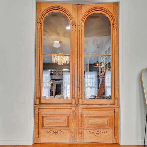 More Photos Of 106 W Main St, Pilot Point Storefront For Sale