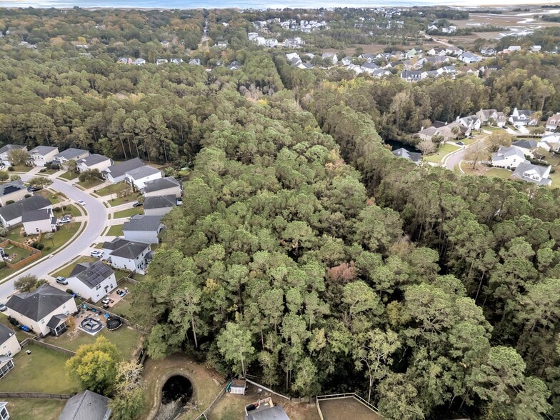 More Photos Of 3587 N Highway 17, Mount Pleasant Religious Facility For Sale