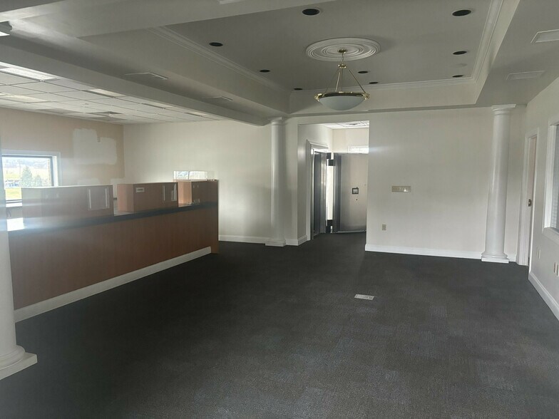 More Photos Of 2300 S Queen St, York Bank For Lease