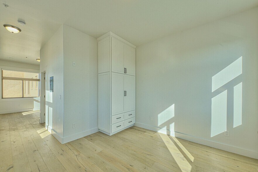 More Photos Of 301 Main St, Salinas Apartments For Sale