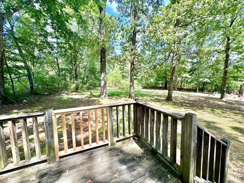 More Photos Of 9314 Beeler Ct, Bon Aqua Manufactured Housing Mobile Home Park For Sale