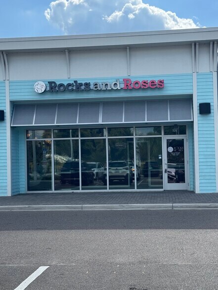 Primary Photo Of 5109 US Highway 674, Wimauma General Retail For Lease