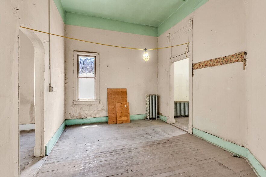 More Photos Of 111-117 Central Plz, Pueblo Storefront Retail Residential For Sale