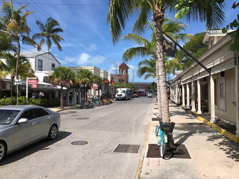 More Photos Of 524 Front St, Key West Loft Creative Space For Lease