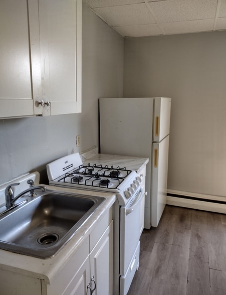 More Photos Of 807 E Main St, Waterbury Apartments For Sale