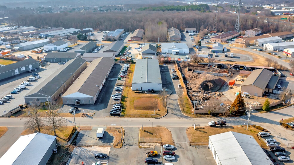 More Photos Of 73 Albe Dr, Newark Warehouse For Lease