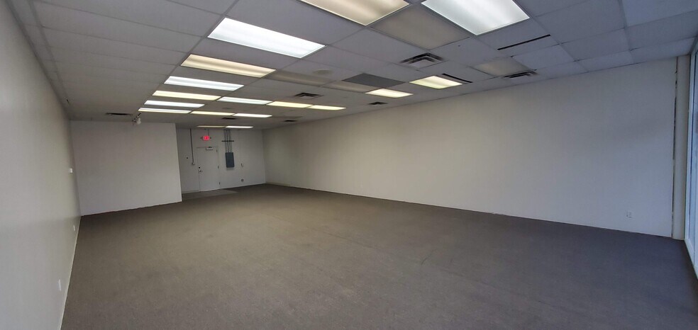 More Photos Of 60 N 100 E, American Fork Storefront For Lease