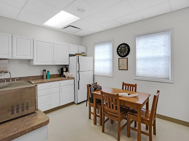 More Photos Of 3273 Davison Rd, Lapeer Medical For Sale