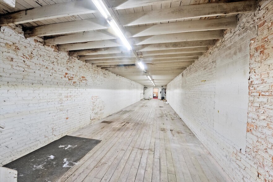 More Photos Of 2447 S Pulaski Ave, Chicago Warehouse For Sale
