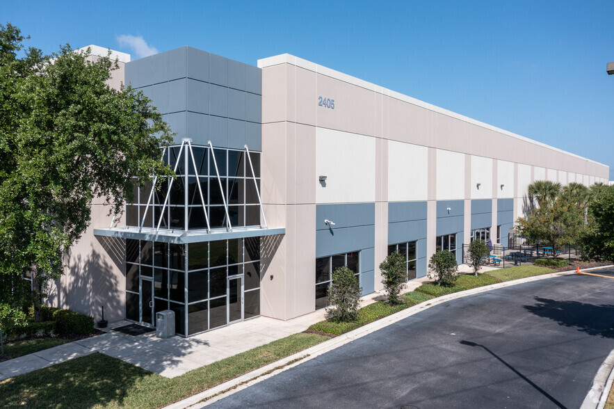 Primary Photo Of 2405 Commerce Park Dr, Orlando Unknown For Lease