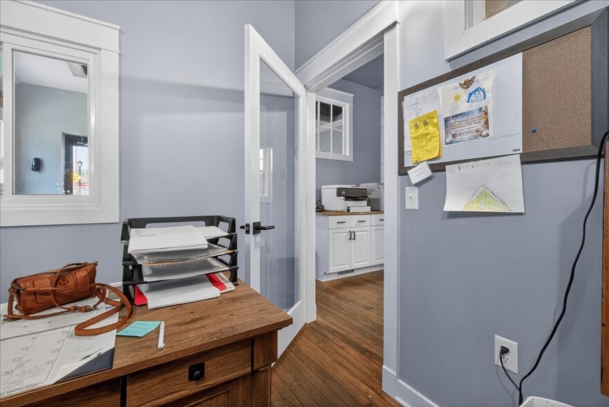More Photos Of 30 White St, Cohoes Office For Sale