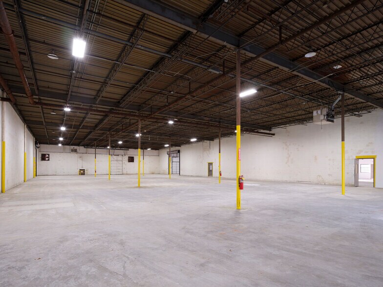 More Photos Of 3645 Oakcliff Rd, Doraville Warehouse For Sale