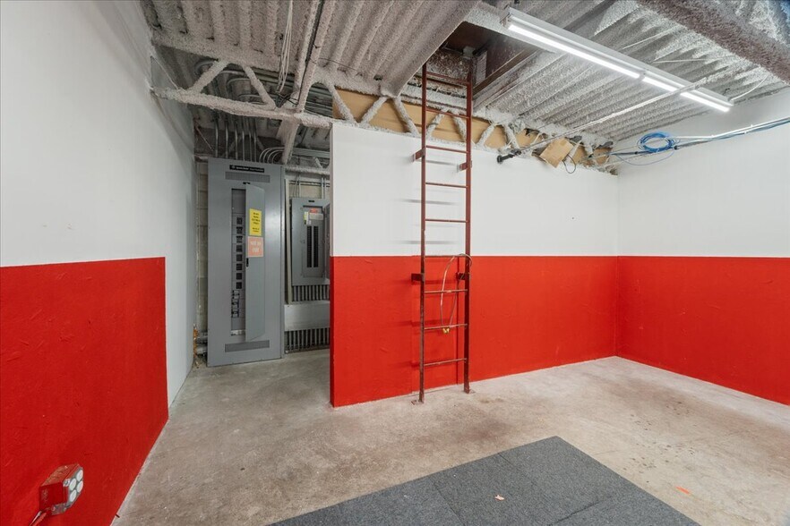 More Photos Of 12750 S Military Trl, Boynton Beach Drugstore For Sale