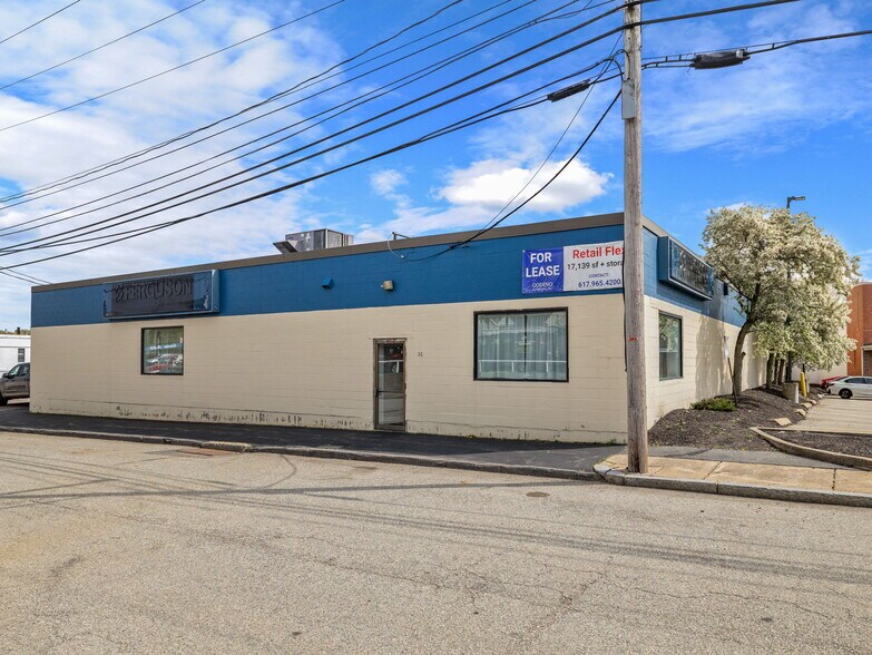 More Photos Of 56 Ramsdell St, Newton Showroom For Lease