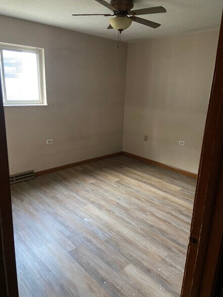 More Photos Of 305 Main St, Bellville Apartments For Sale