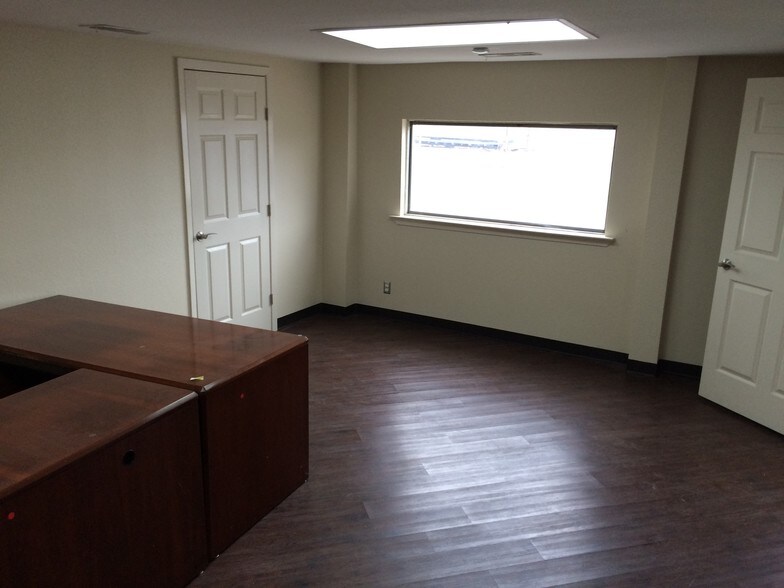 More Photos Of 120 Coad St, Fort Worth Warehouse For Lease