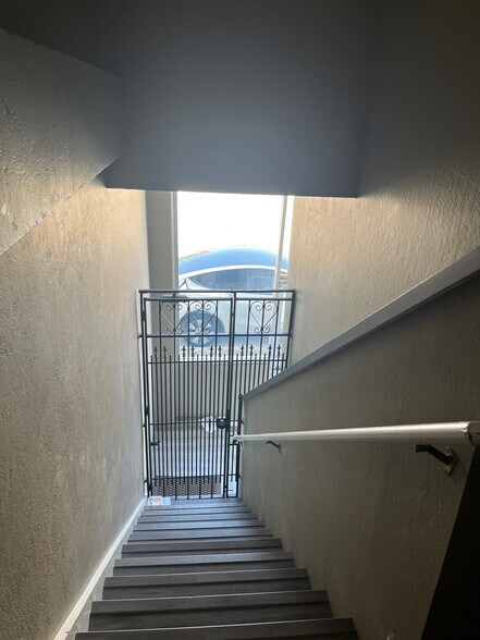 More Photos Of 731 Bryant St, San Francisco Light Distribution For Lease