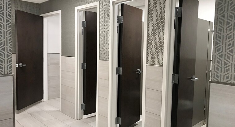 More Photos Of 160 Newtown Rd, Virginia Beach Office For Lease